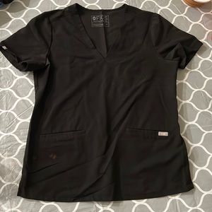 Figs black casma scrub top